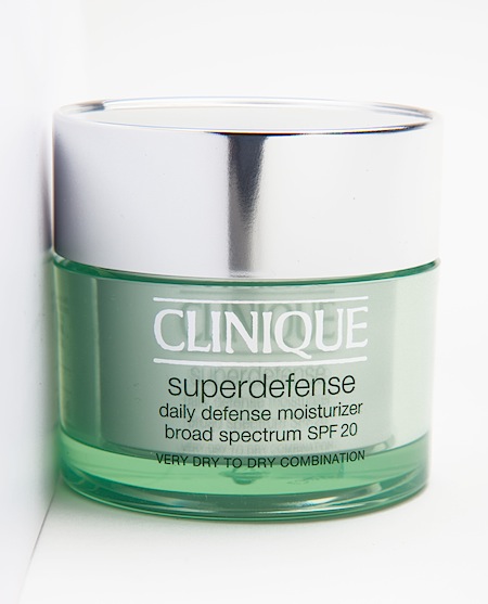 produceren Medicinaal Verlengen Cosmetic Chemist Review, Ingredients: Clinique Superdefense SPF 20 Daily  Defense Moisturizer -- How To Treat First Signs Of Aging - Dry/Dry Combo,  Oily/Combo New Formulas | BeautyStat.com