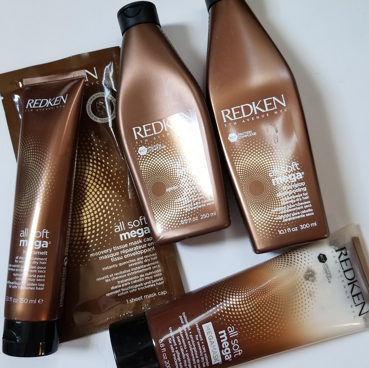 Review, Photos, Ingredients, Hairstyle, Haircare Trend 2018, 2019, 2020: Redken All Soft Mega Shampoo, Conditioner, Mask, Hydramelt Leave-In Treatment, Recovery Tissue Mask Cap | BeautyStat.com